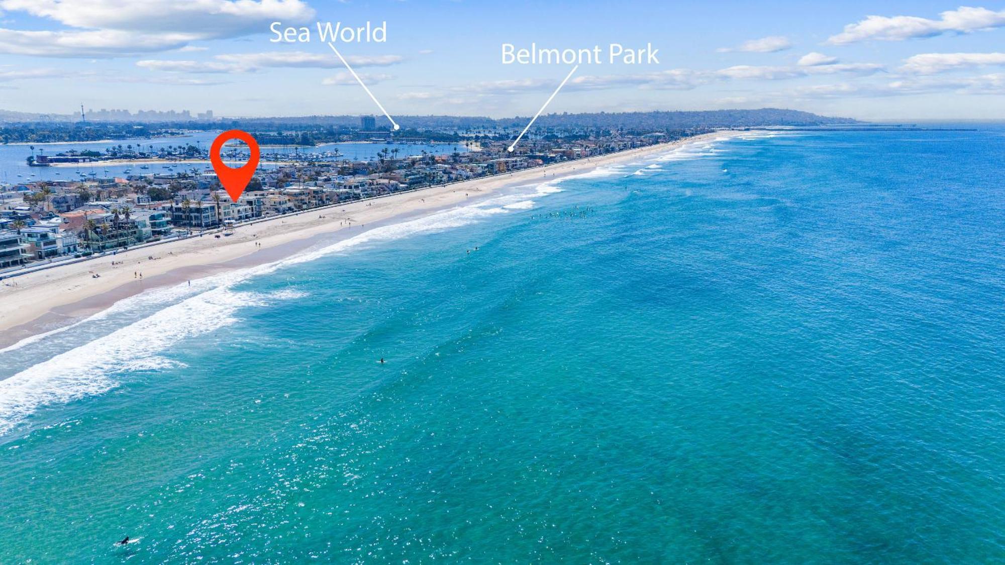 N Oceanfront Masterpiece With Rooftop & Hot Tub San Diego
